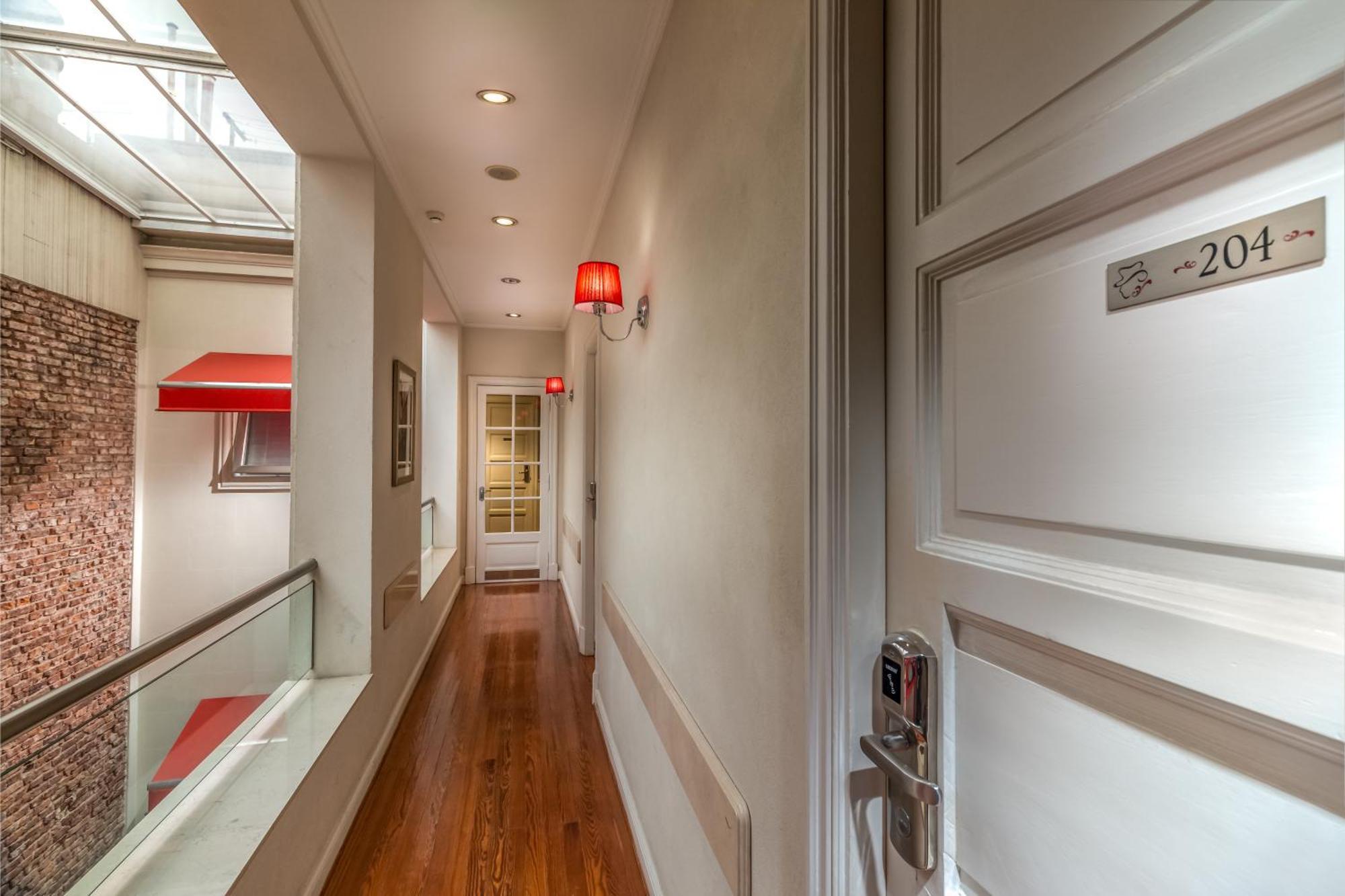 Duque Boutique & (adults Only) Hotel 4*